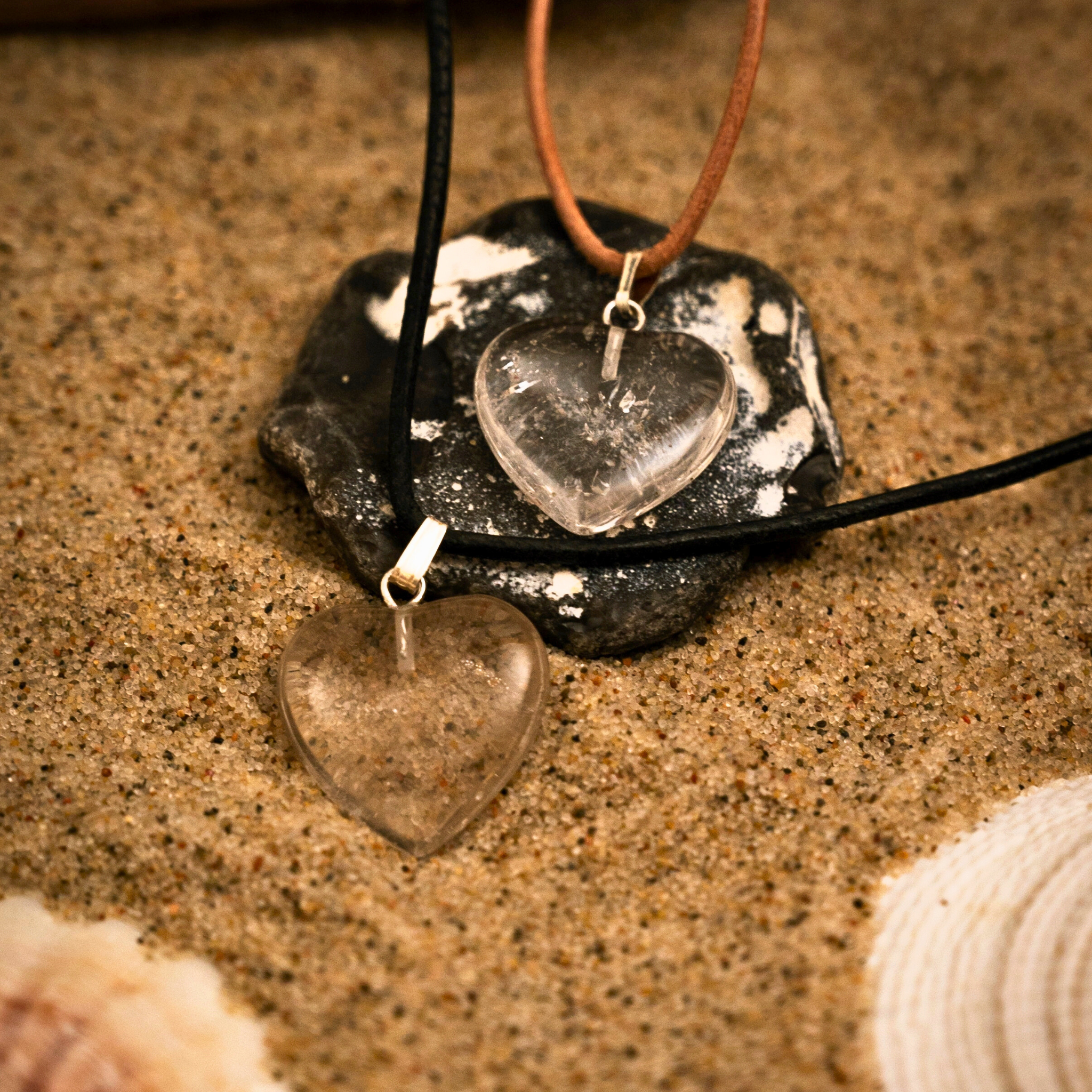 Bergkristall Herz (Kettenanhänger) - Seelenbalancierer