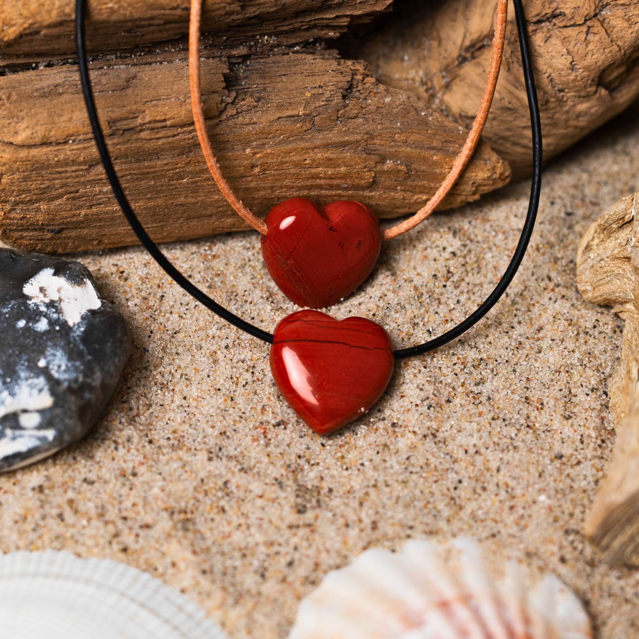 Roter Jaspis - Herzanhänger - Seelenbalancierer